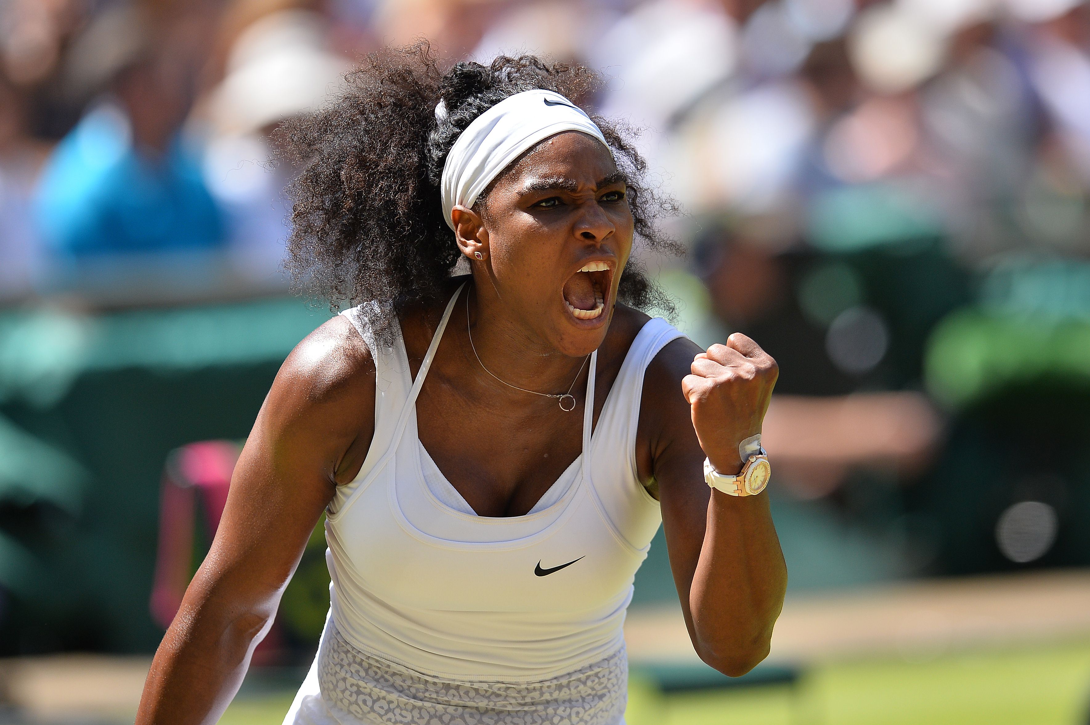 Serena Williams wins Wimbledon, her third major title in 2015 13newsnow