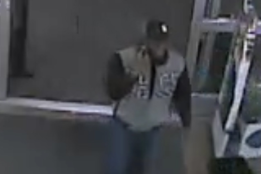 Suffolk police looking for suspect in armed robbery | 13newsnow.com