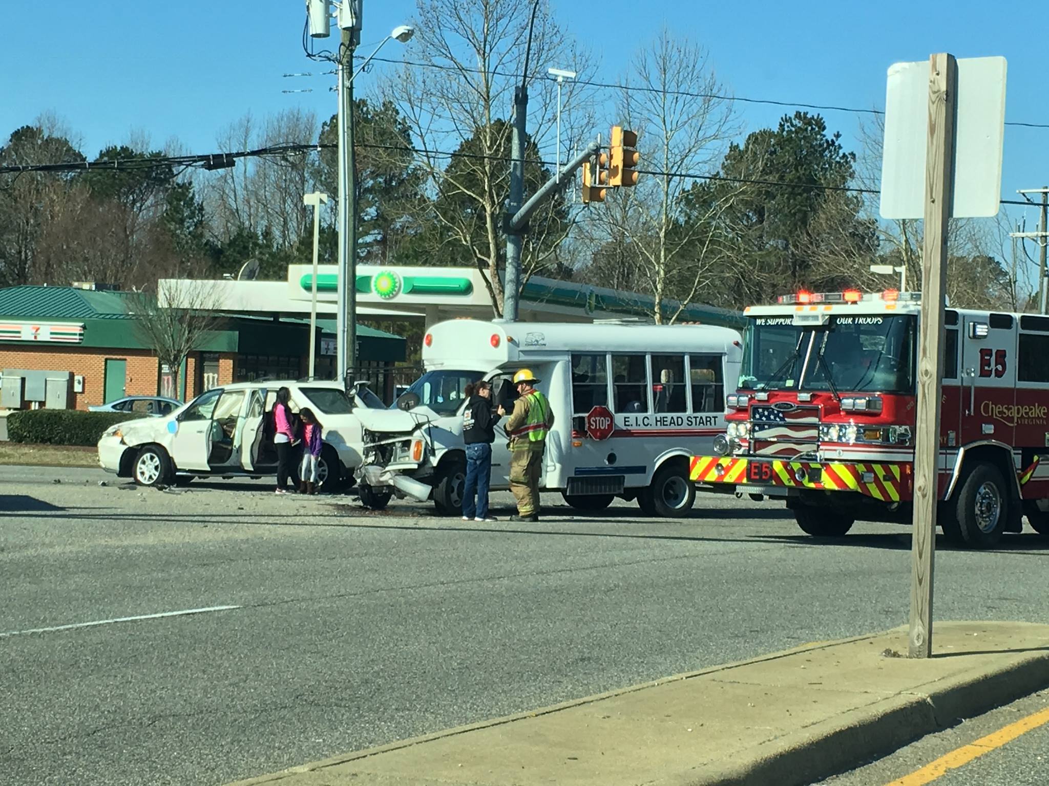 6 injured in Chesapeake bus accident
