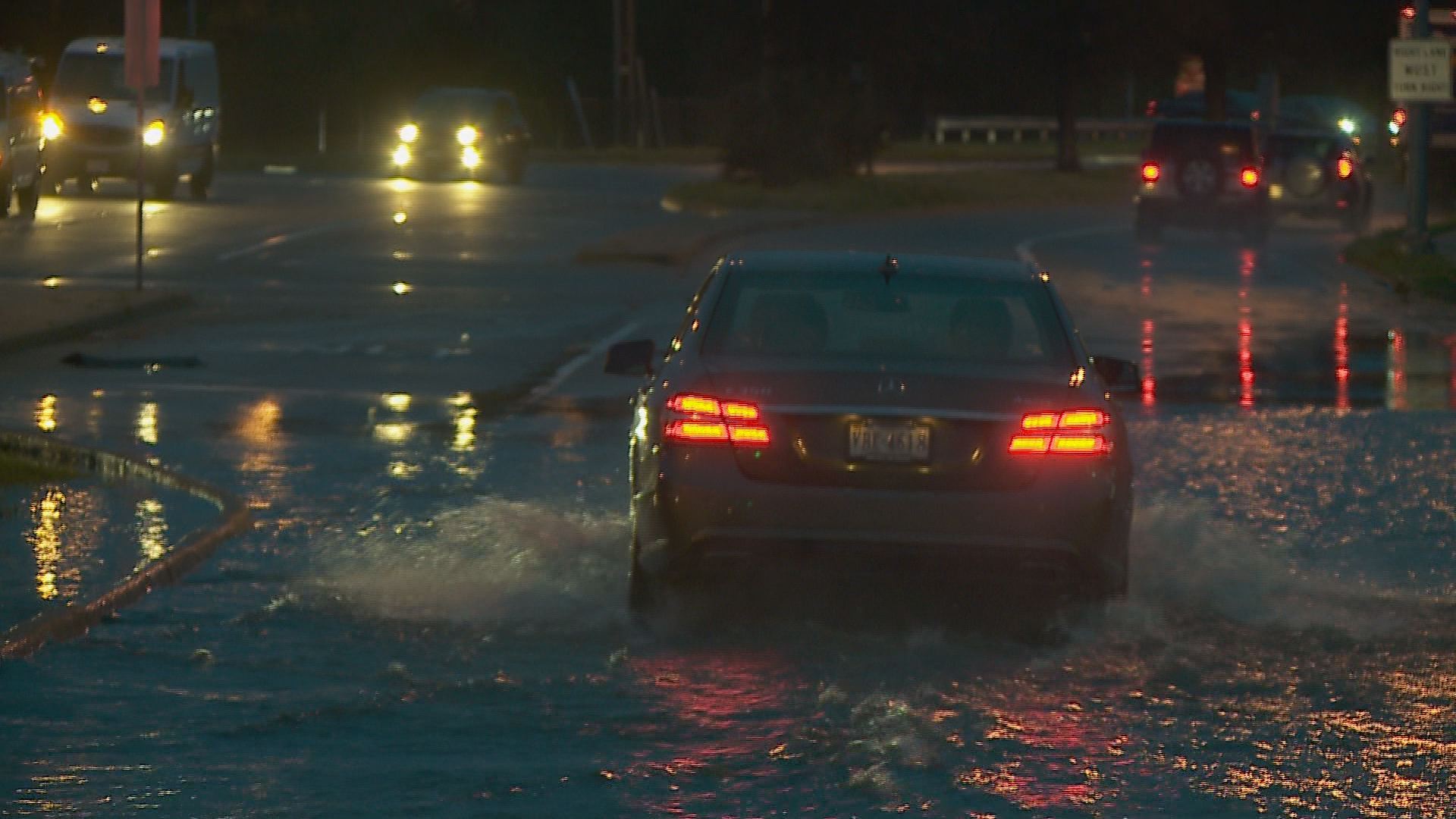 VERIFY Is it The Law To Turn On Your Headlights When Wipers Are In Use