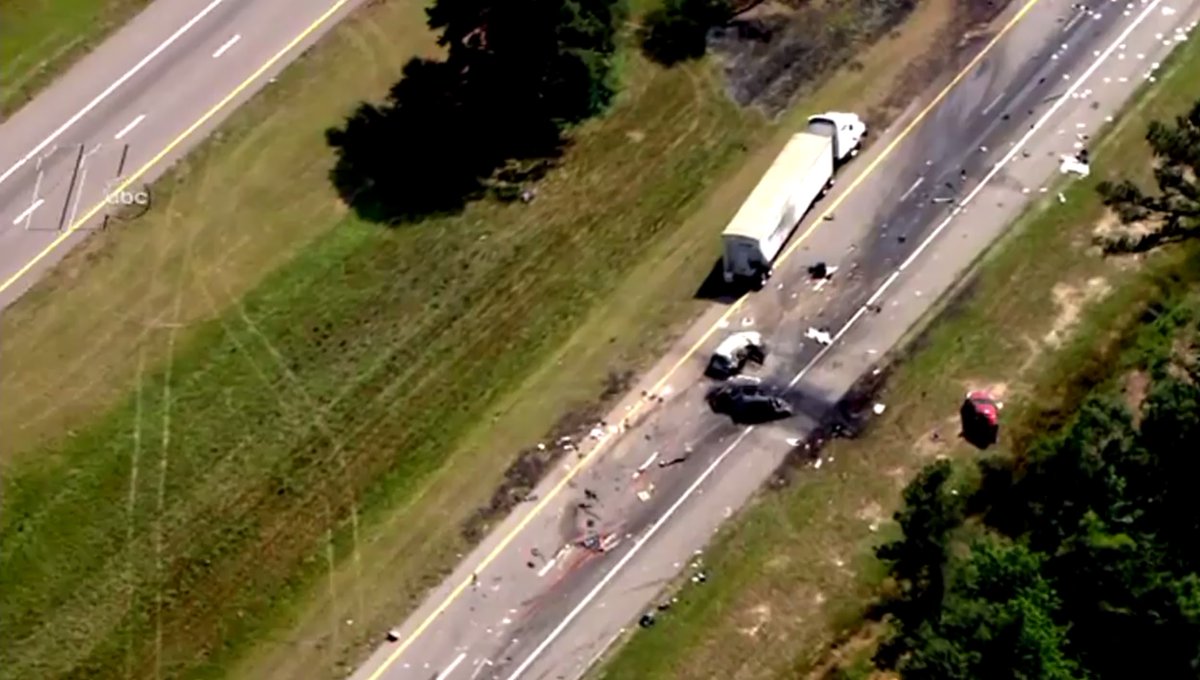 Several reported dead after crash on I95 in North Carolina