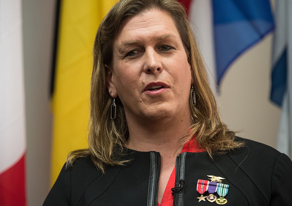 Military Chiefs Want 6 Month Hold On Transgender Enlistments