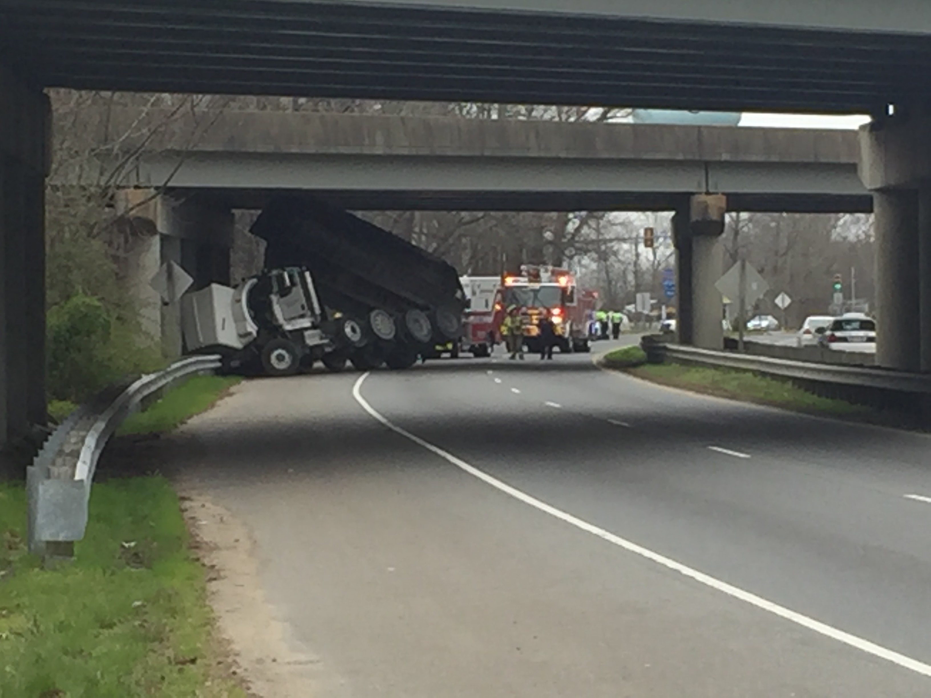 Unbelievable! The Real Reason For Today'S Firetruck Overpass Deployments - pchpi6d