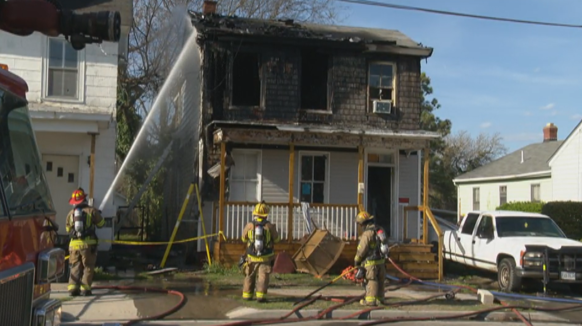 11 displaced after Portsmouth house fire | 13newsnow.com