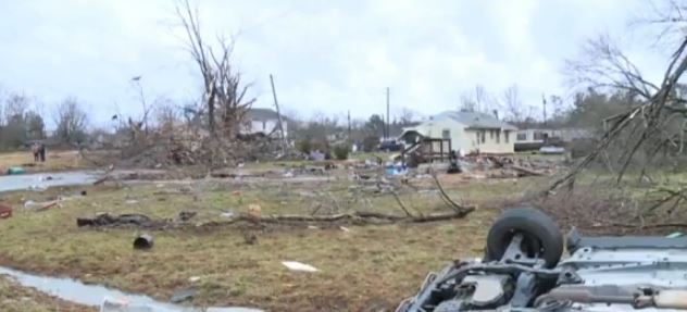 Waverly tornado relief volunteers honored | 13newsnow.com